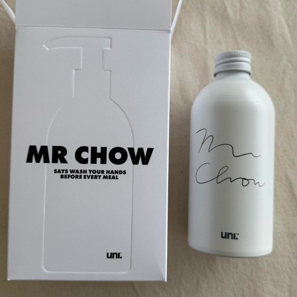 Limited edition MR CHOW x Uni hand wash is sure to elevate NEW $50USD - Picture 1 of 3